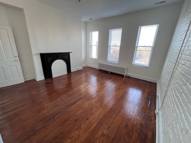 Third floor bedroom - 2135 E Fairmount Ave