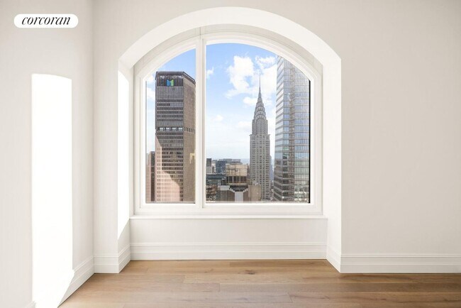 Building Photo - 520 Fifth Avenue 51B