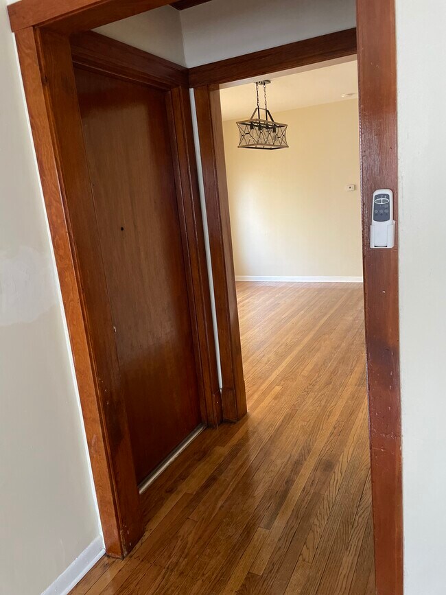 Foto del edificio - 4329 W Hirsch St