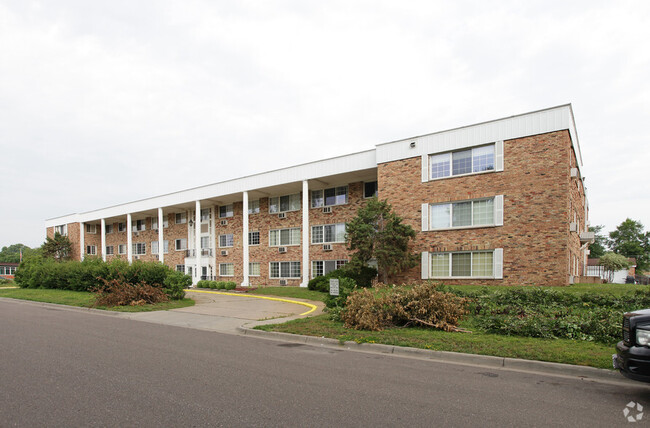 Building Photo - 8300 W 31st St