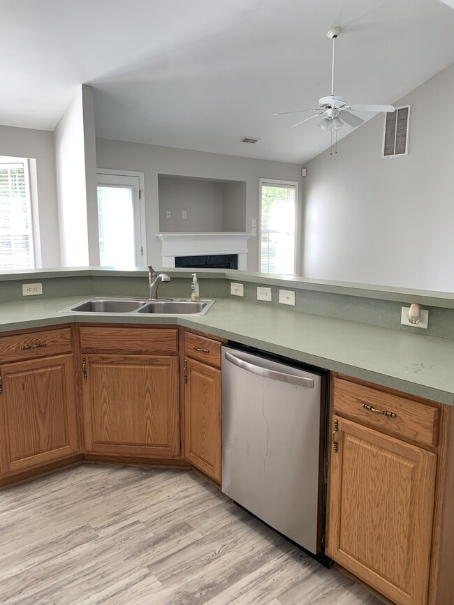 Building Photo - 2772 Amber Crest Dr