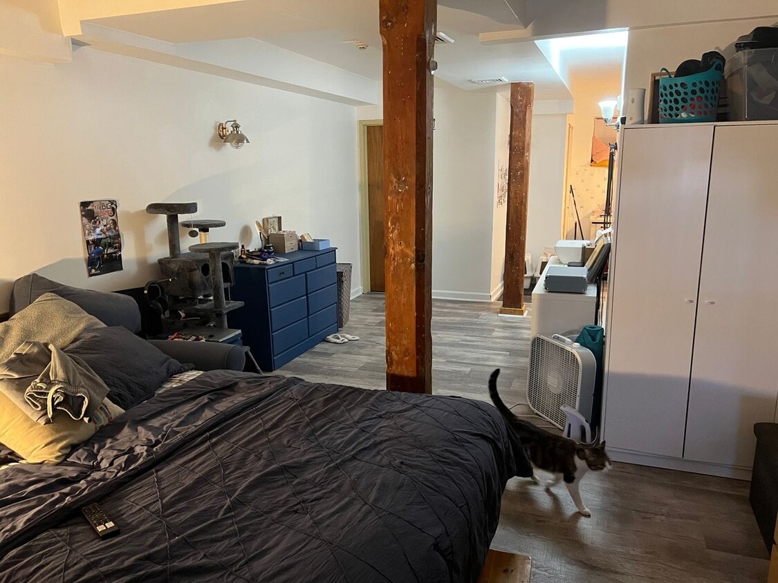Primary Photo - Downtown Bridgeport 1-Bed, 2-Bath with All...