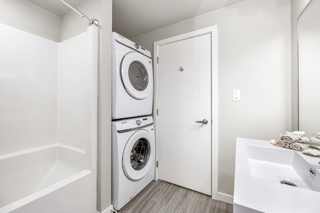 Photo du bâtiment - Queens Garden Apartments