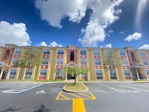 Building Photo - 10831 Windsor Walk Dr