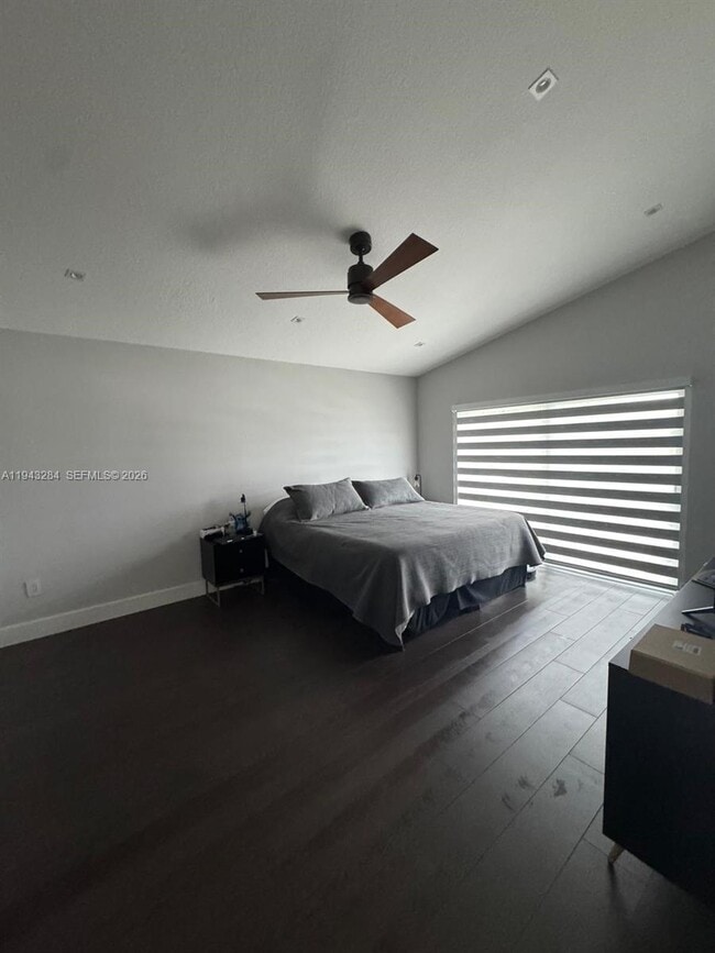 Foto del edificio - 16440 Ruby Lake