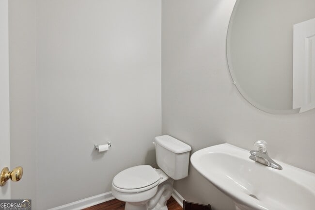 Building Photo - 939 Pike Forest Dr