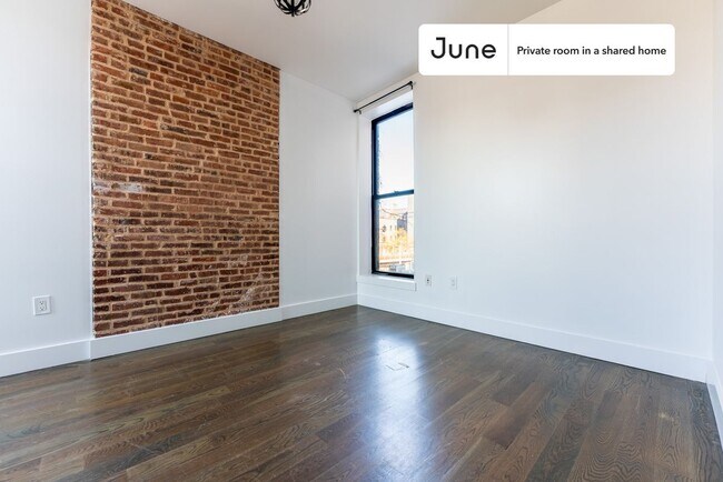 Foto del edificio - Room in Shared 4 bed/2 bath home