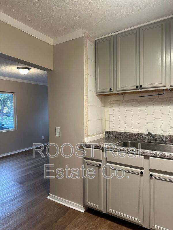 Foto del edificio - 3075 Howey Rd