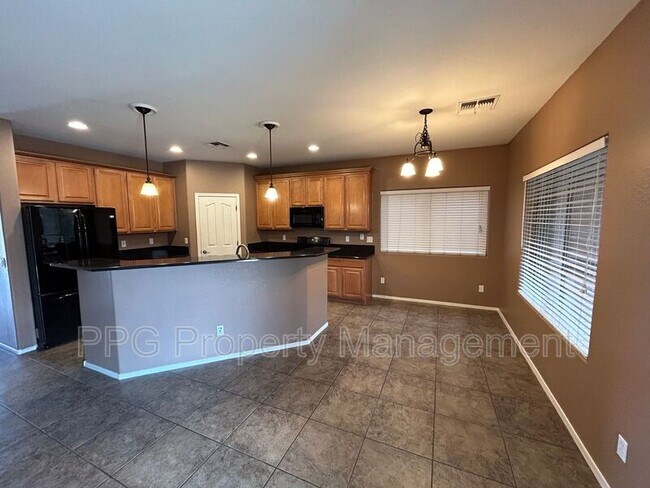 Foto del edificio - 10702 N 161st Ave