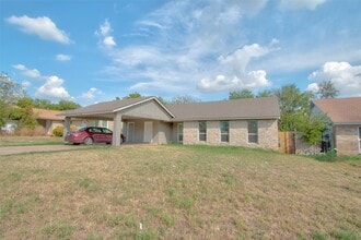 Building Photo - 10621 Lanshire Dr