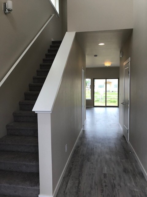 Foto del edificio - 701 Springside Ln