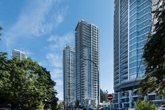Building Photo - 6538 Nelson Ave