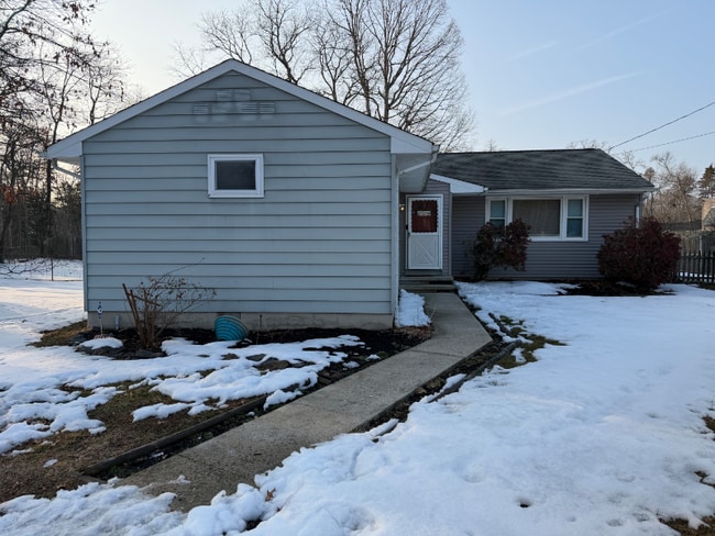 Building Photo - 1231 US-206