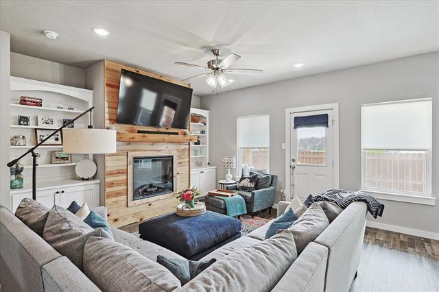 Foto del edificio - 524 Park Meadow Ct
