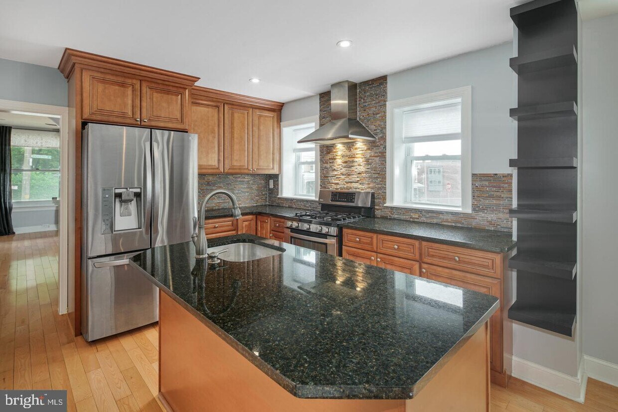 304 Leverington Ave, Philadelphia, PA 19128 Townhome Rentals in