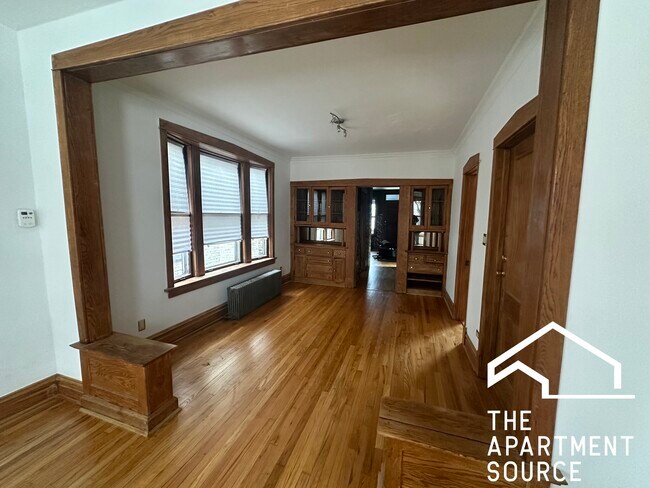 Foto del edificio - 1347 N Ridgeway Ave