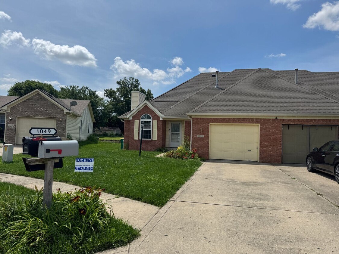 Foto principal - 1049 Mustang Ct