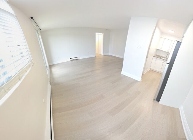 Building Photo - Mordini Residential
