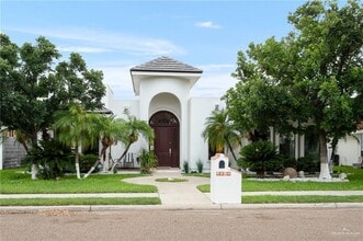 Building Photo - 21 Ben Hogan Dr