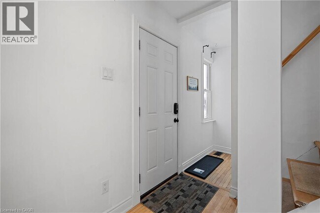 Photo du bâtiment - 478 Karn St