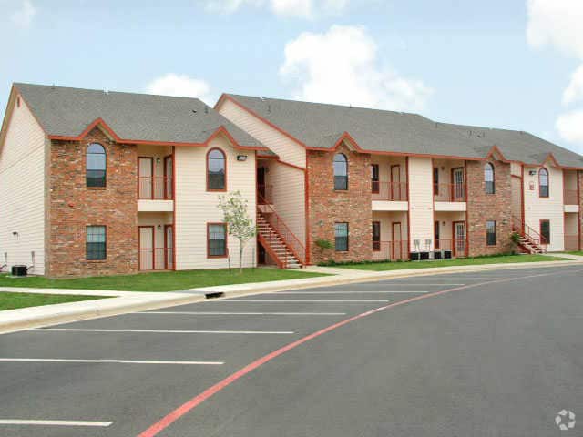 Community - Preserve at Prairie Pointe Apartments