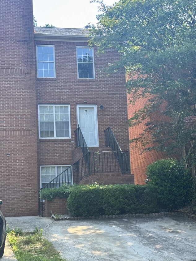 Foto principal - 75 Davis Mill Ct