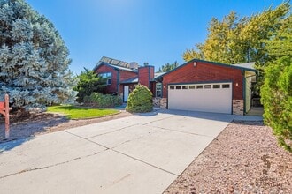 Building Photo - 587 Starlight Dr