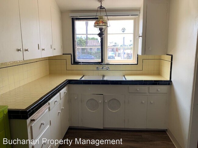 Foto del edificio - 2 br, 1 bath House - 4648 Point Loma Ave