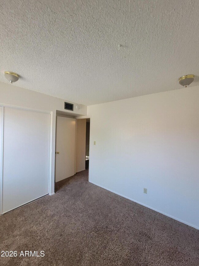 Foto del edificio - 7854 N 47th Ave
