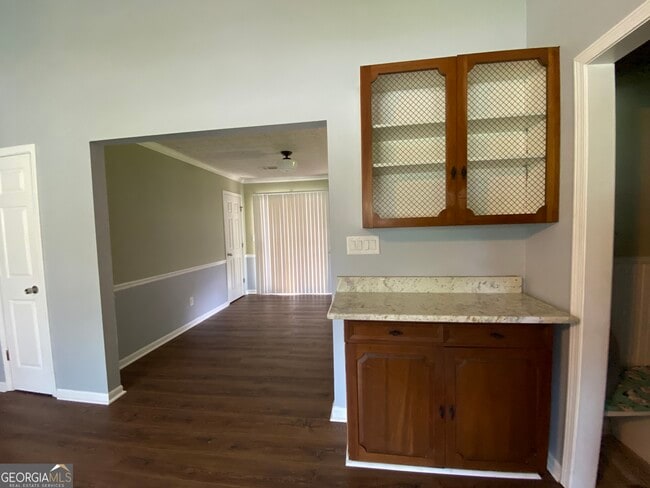 Building Photo - 318 Wood Ridge