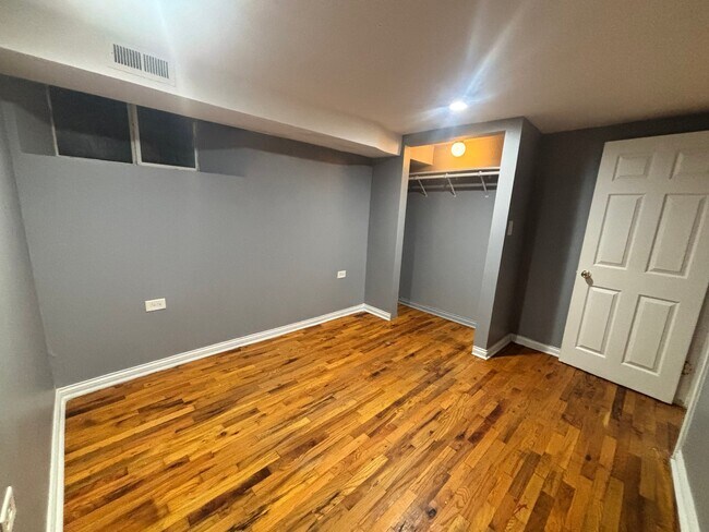 Foto del edificio - 1626 N Kildare Ave