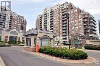 Building Photo - 350-350 Red Maple Rd