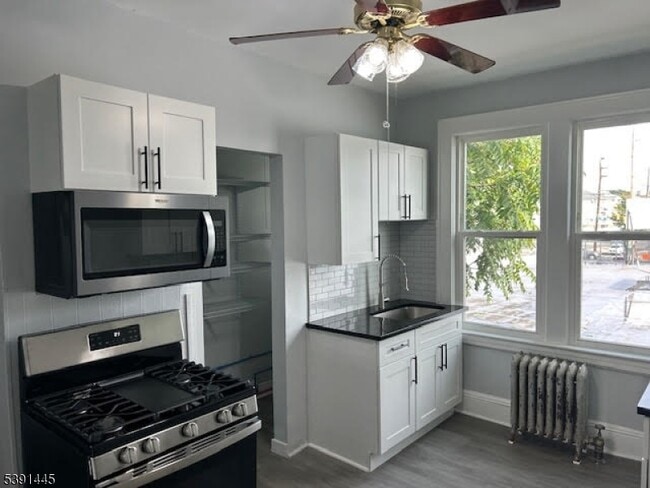 Foto del edificio - 730-732lidgerwood Ave