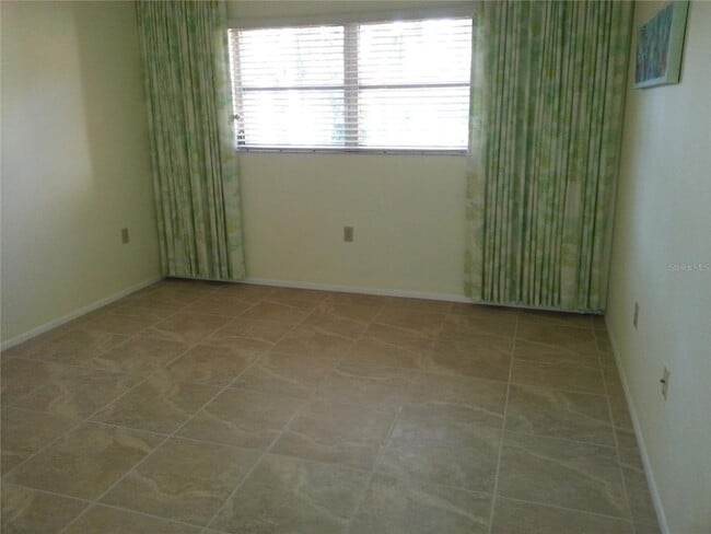 Building Photo - 2312 Springsong Dr