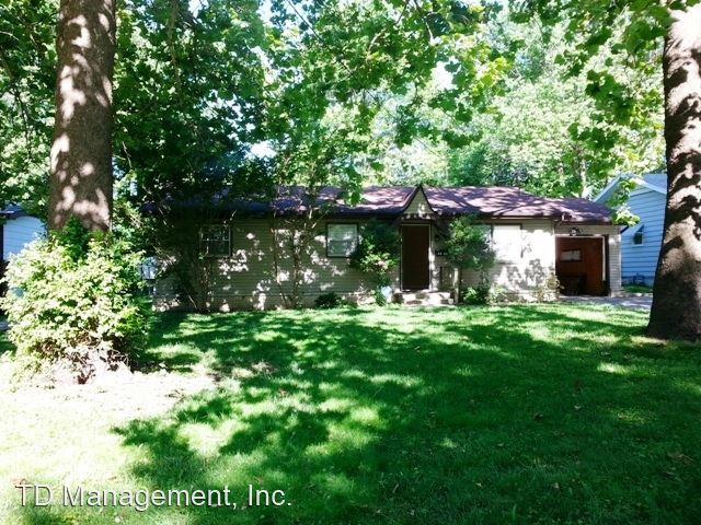 Primary Photo - 3 br, 1 bath House - 2209 N. Kentwood