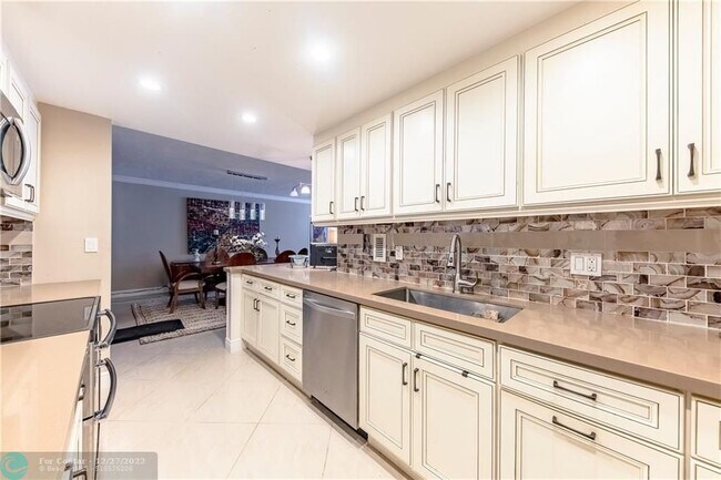 4250 Galt Ocean Dr Unit 11H photo'