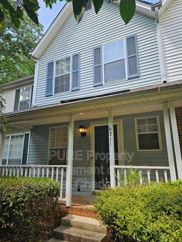 Foto del edificio - 6311 Windsor Gate Ln