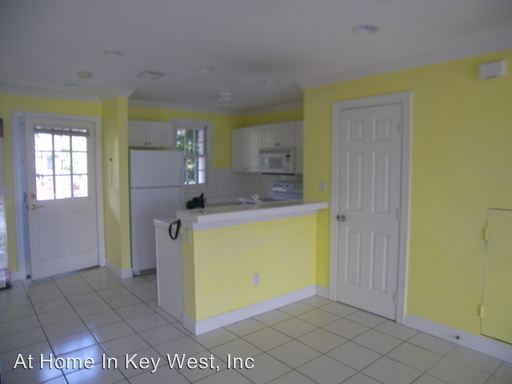 Building Photo - 60 Golf Club Dr