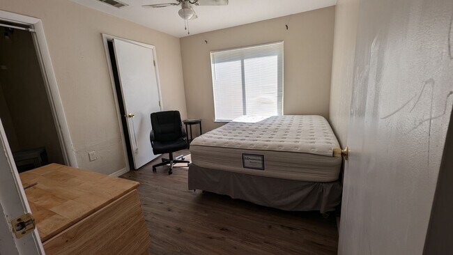 Foto del edificio - 4000 SW 23rd St