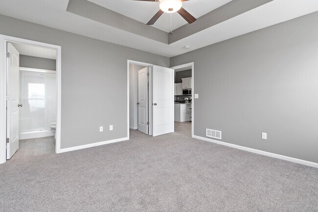 Foto del edificio - 3 bedroom 2 bath townhome