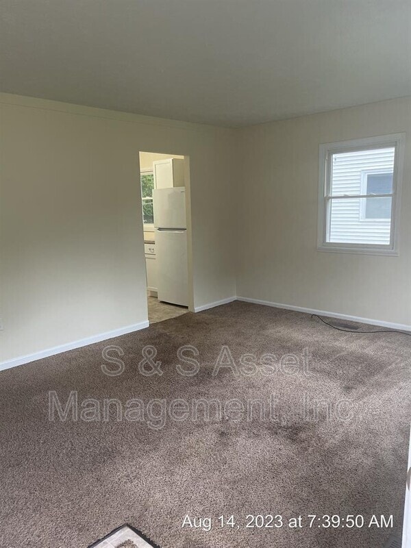 Photo - 1235 Glenn St House