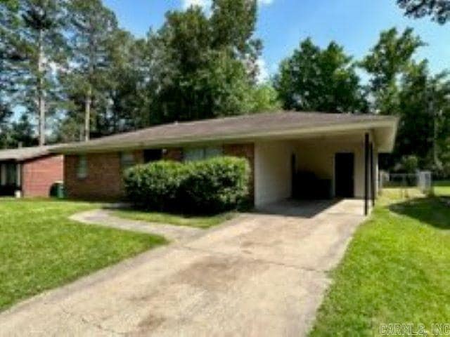 Building Photo - 8709 Duncan Dr