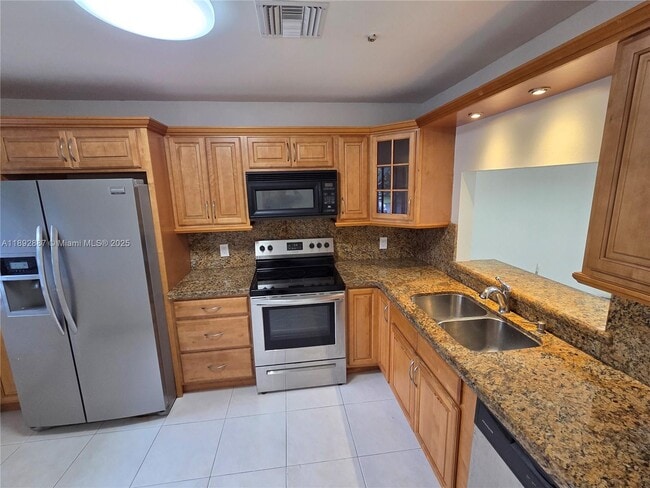 Foto del edificio - 460 Lakeview Dr