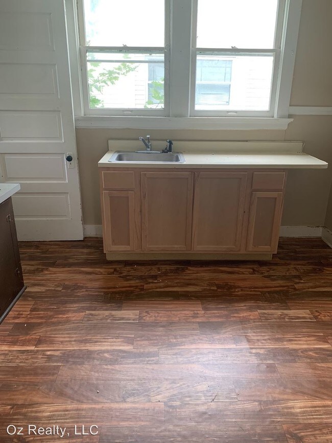 Building Photo - 4211 Burnham Ave