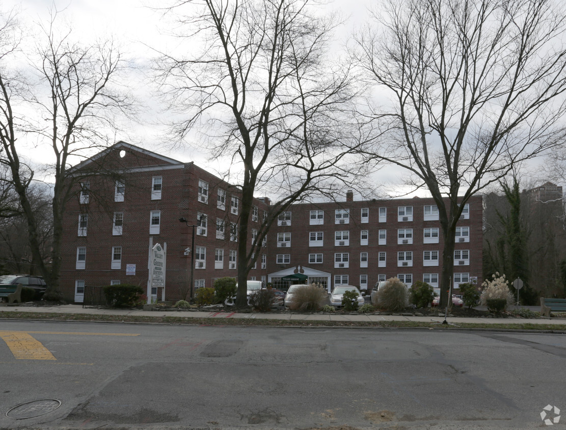 Primary Photo - Valley Greene Apartments