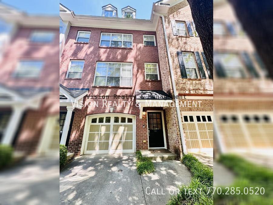 Foto principal - Stunning Sandy Springs Townhome!