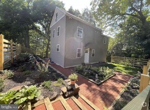 Building Photo - 641 South Ave