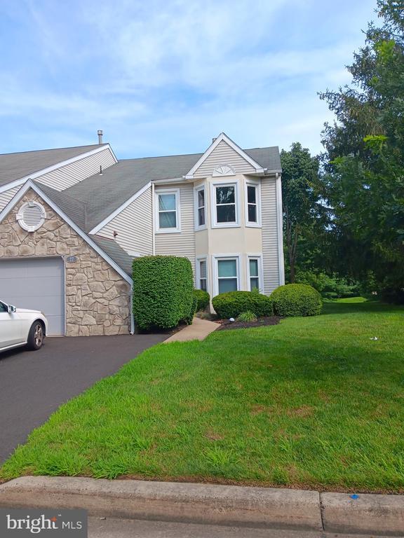 Building Photo - 27 Kanon Ct