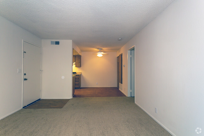 1HAB, 1BA - 605 ft² - Meadowood Apartments