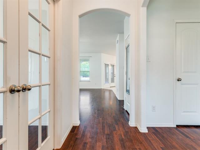 Foto del edificio - 1029 Holly Anne Ln